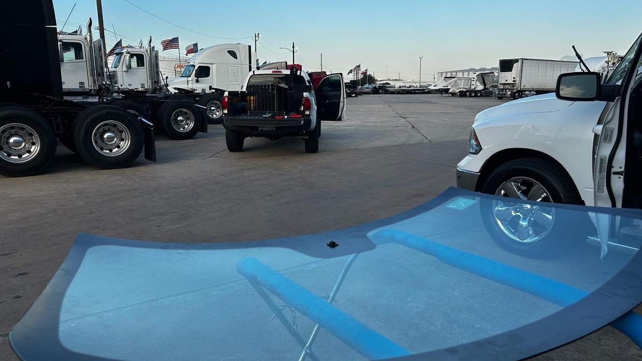 Commercial Windshield — Houston TX