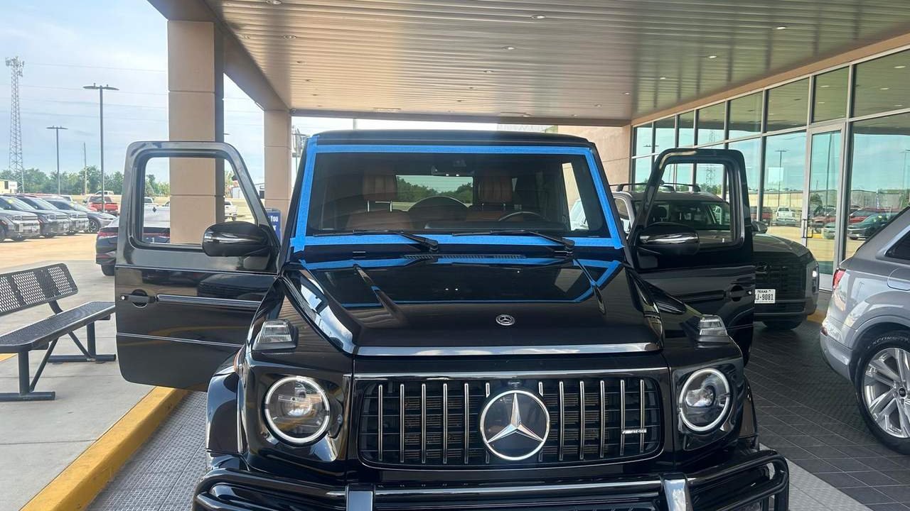 Mercedes G-Wagon Windshield Replacement Houston TX