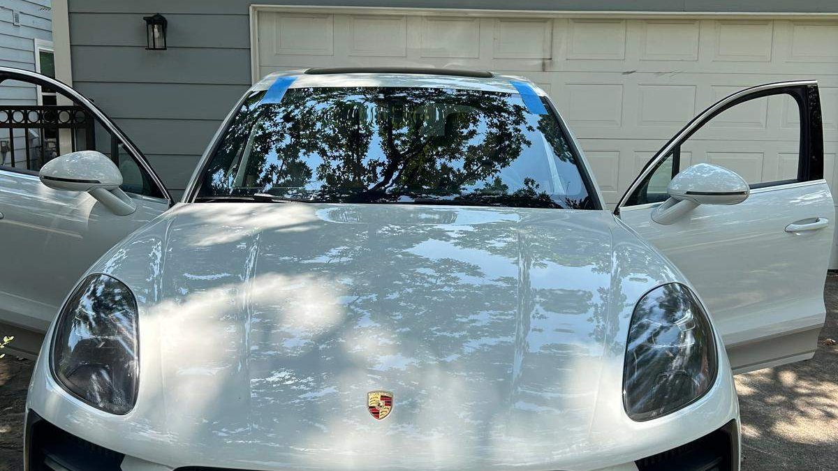 Porsche Macan Windshield Replacement Houston TX